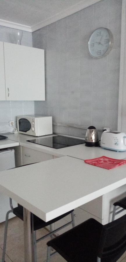 Apartment Close To Yumbo,Free Parking ปลายา เดล อิงเกลส ภายนอก รูปภาพ