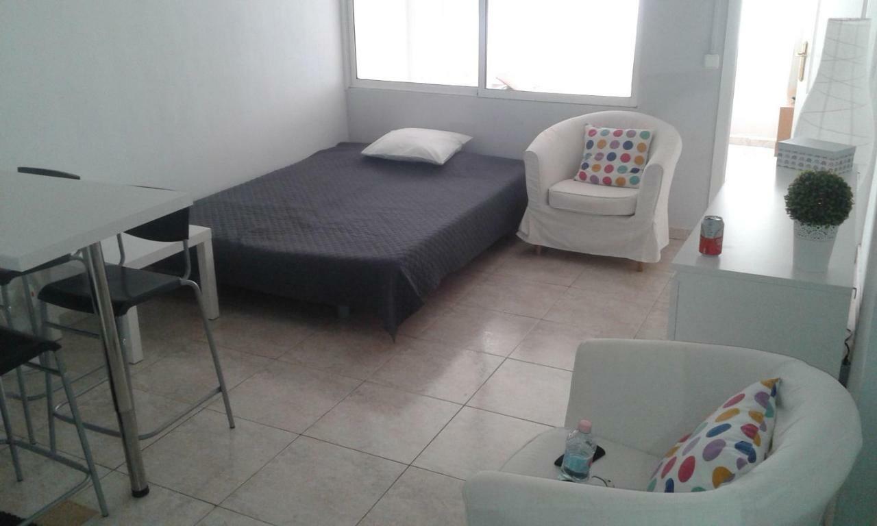 Apartment Close To Yumbo,Free Parking ปลายา เดล อิงเกลส ภายนอก รูปภาพ